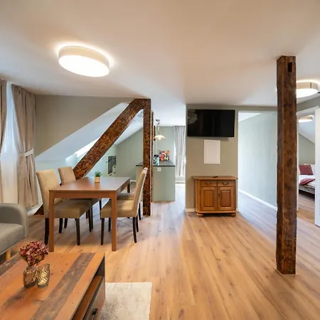 Betweenthelakes Penthouse Interlaken