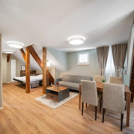 Betweenthelakes Penthouse * אינטרלאקן