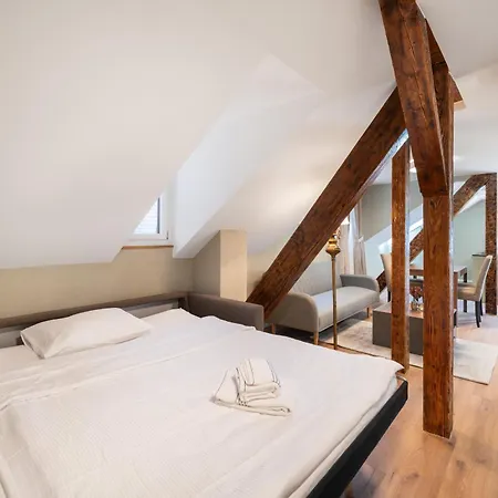 דירה Betweenthelakes Penthouse