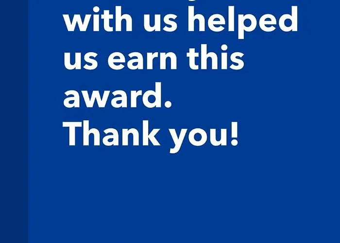 Betweenthelakes Penthouse Apartment